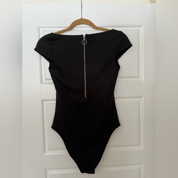 Out From Under Gigi Cap Sleeve Bodysuit - Picture 3 of 3